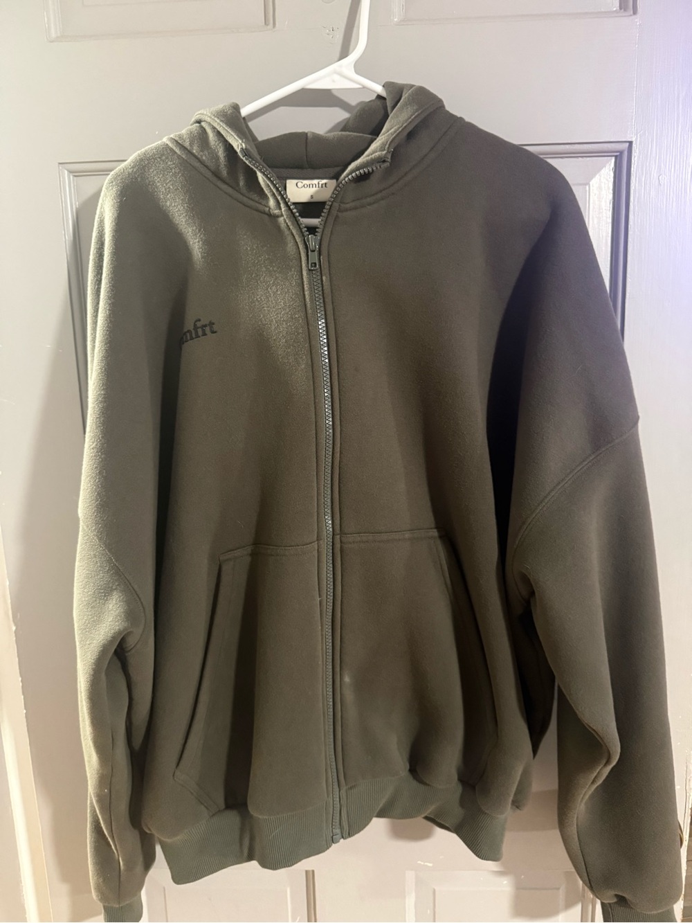 Comfrt Full-Zip Hooded Sweatshirt in Olive Green
